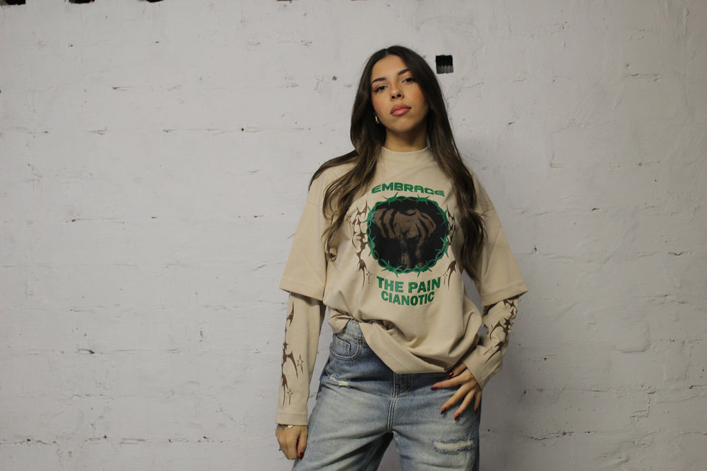 T-Shirt Long Sleeves Embrace by CIANOTIC