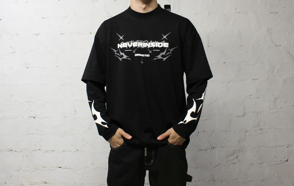 T-shirt Long Sleeves Neverinside by CIANOTIC